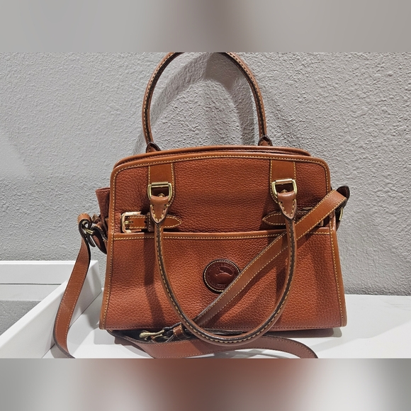 Dooney & Bourke Bag